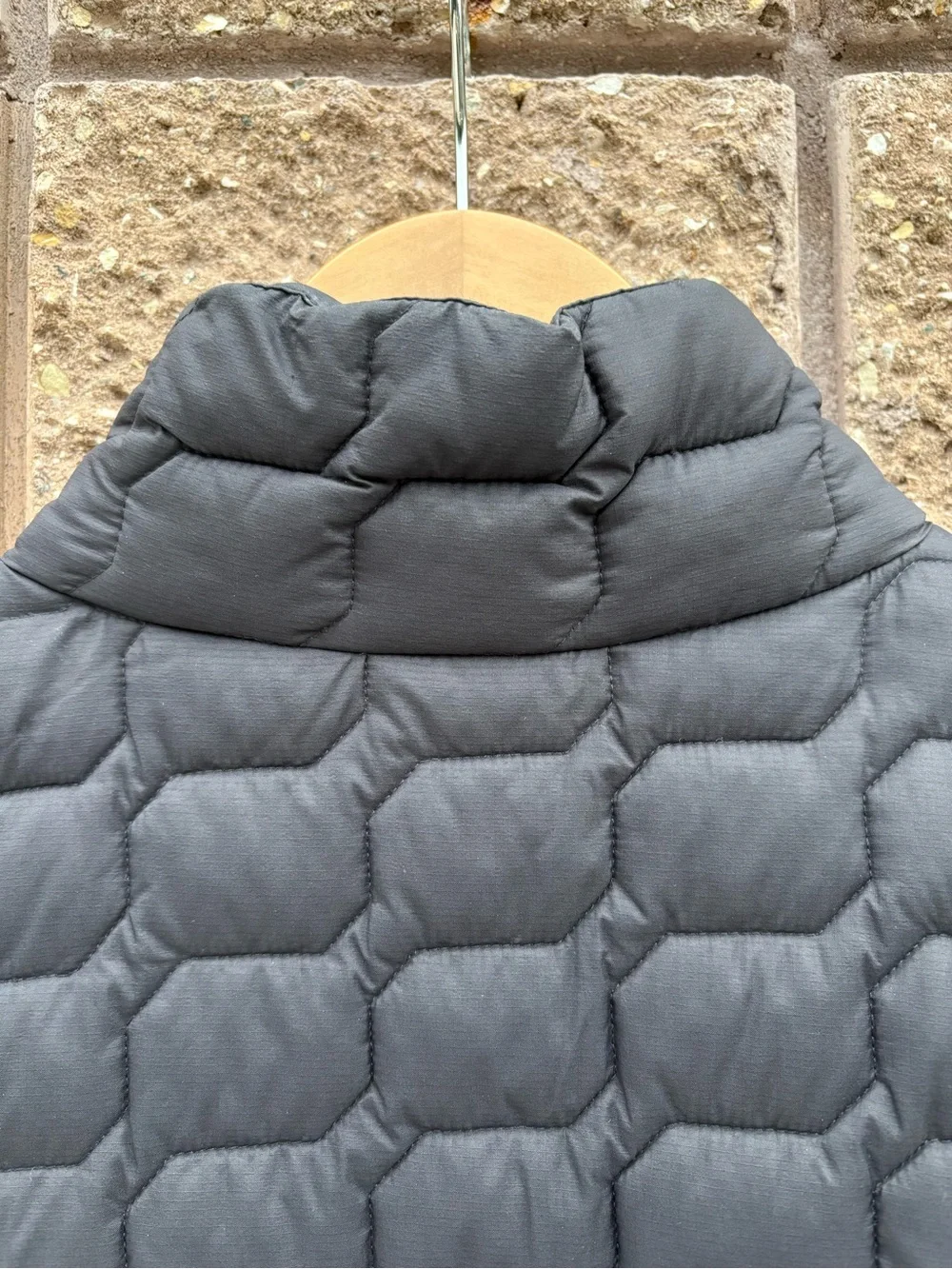 The North Face Men's Black Thermoball Quilted Insulated Vest